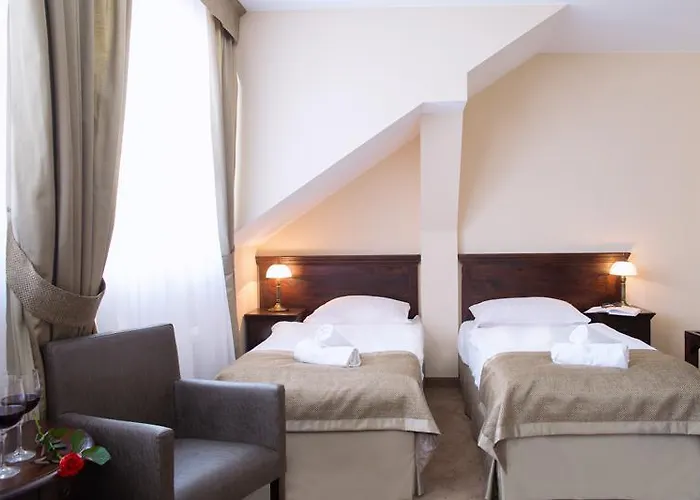 卡门酒店 酒店 3*