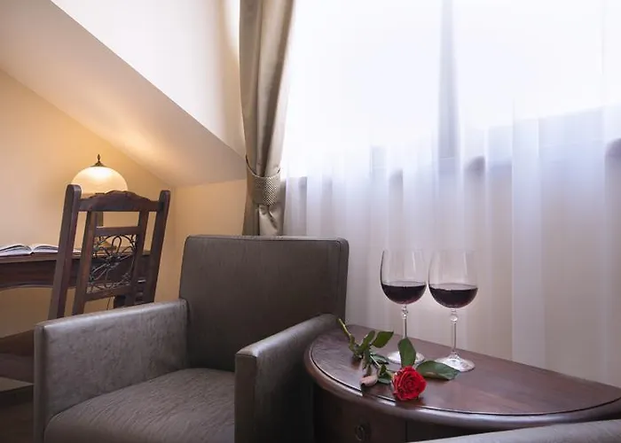 卡门酒店 3* 卡尔帕奇