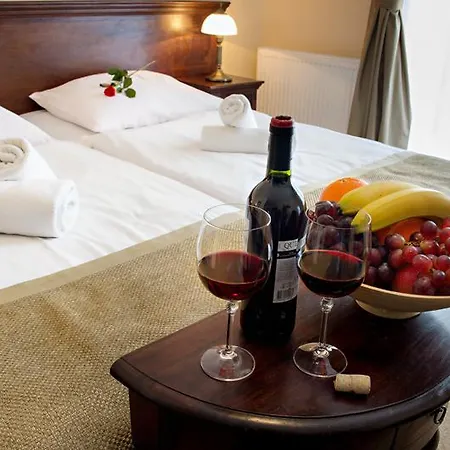 Hotel Carmen 3*
