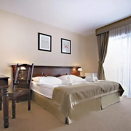 Carmen Hotel